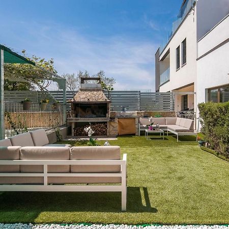 PUY Apartments Lovric מראה חיצוני תמונה