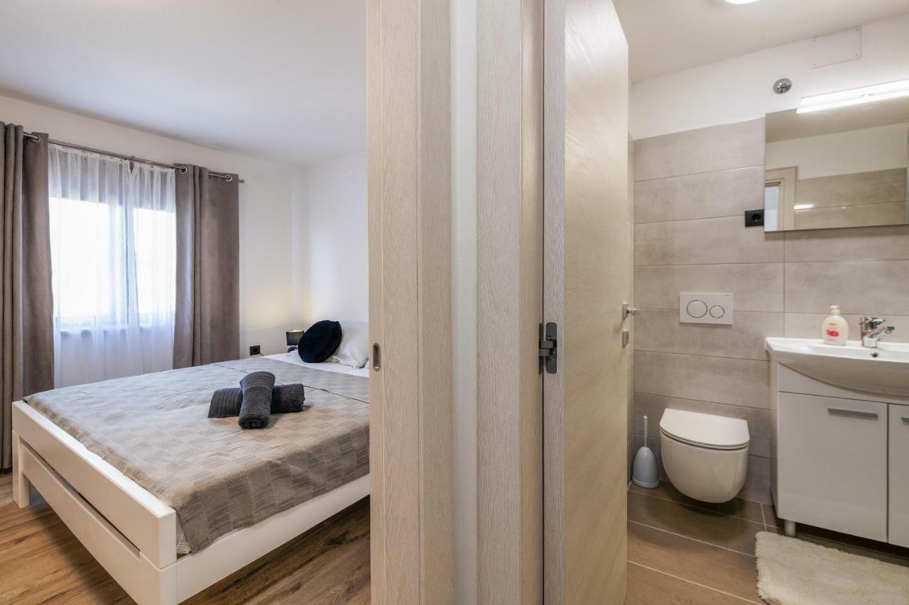PUY Apartments Lovric מראה חיצוני תמונה