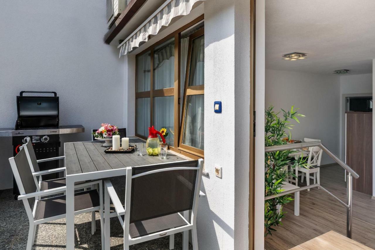PUY Apartments Lovric מראה חיצוני תמונה