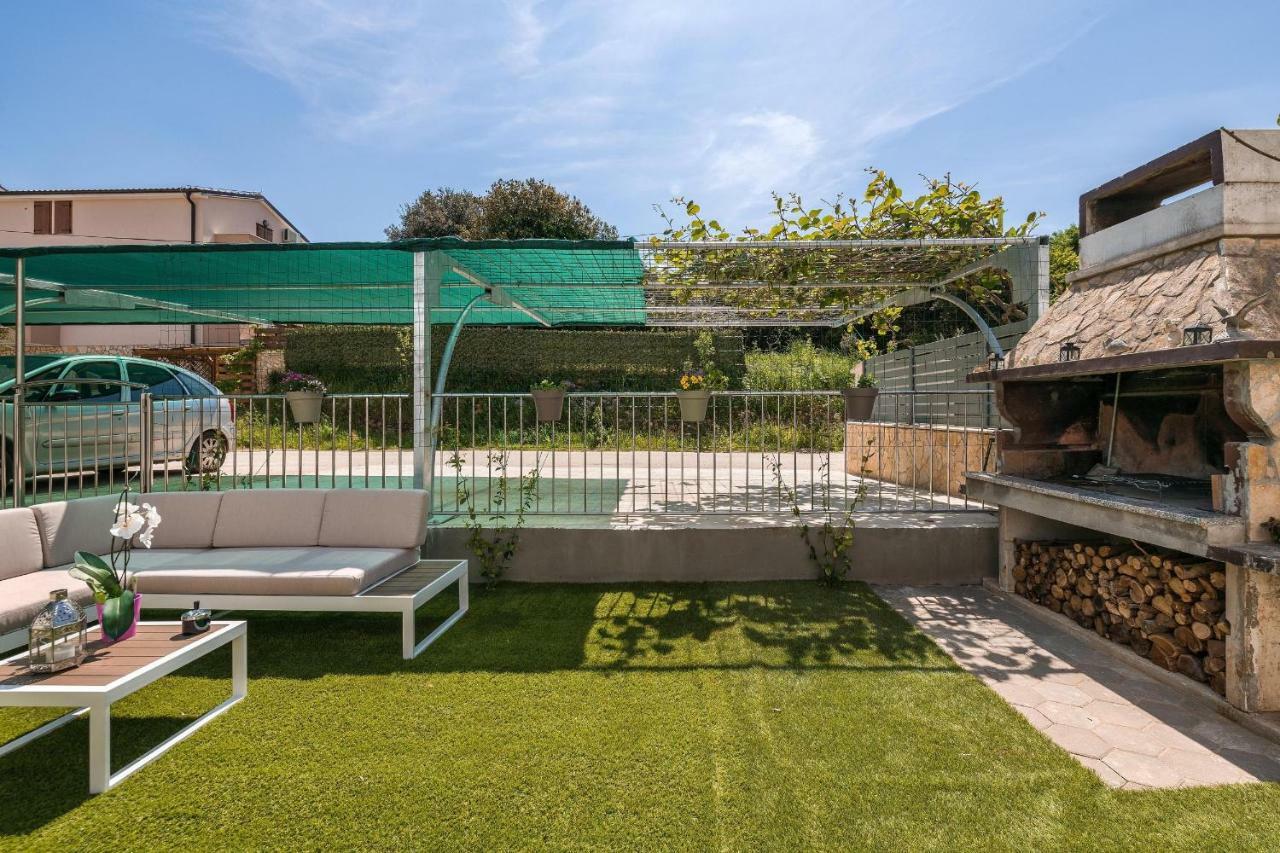 PUY Apartments Lovric מראה חיצוני תמונה