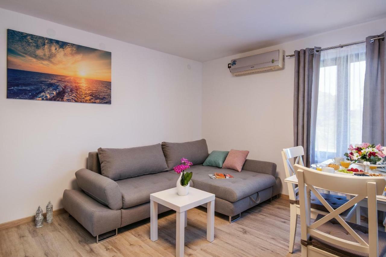 PUY Apartments Lovric מראה חיצוני תמונה