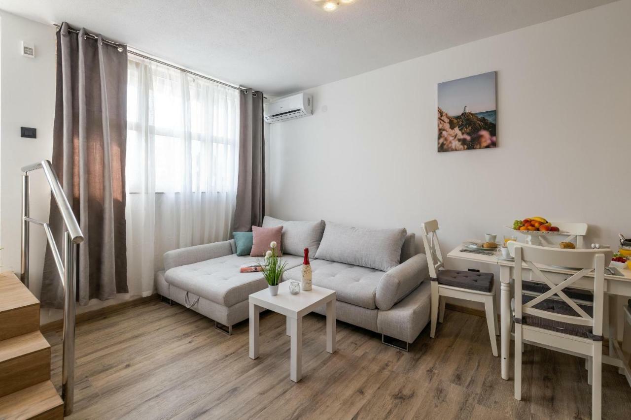 PUY Apartments Lovric מראה חיצוני תמונה