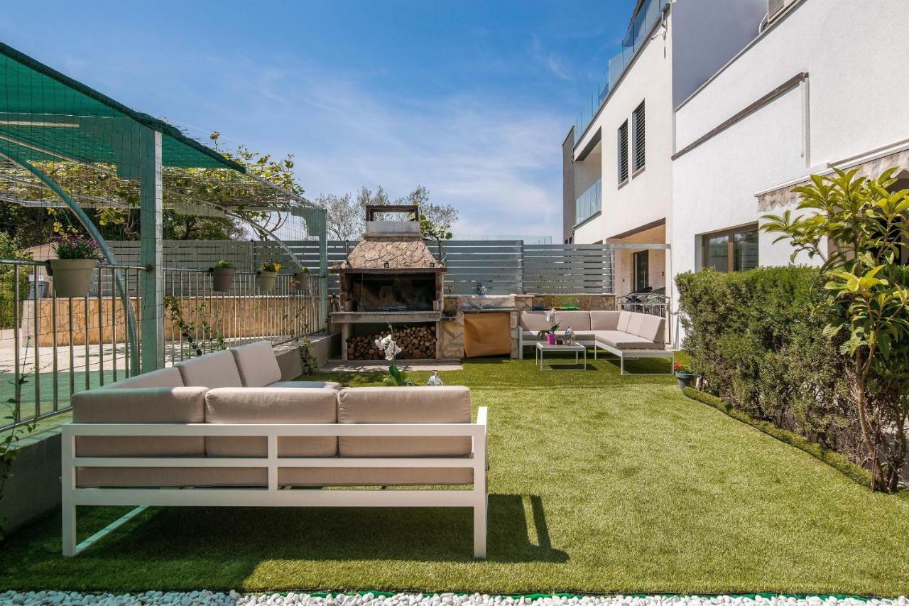 PUY Apartments Lovric מראה חיצוני תמונה